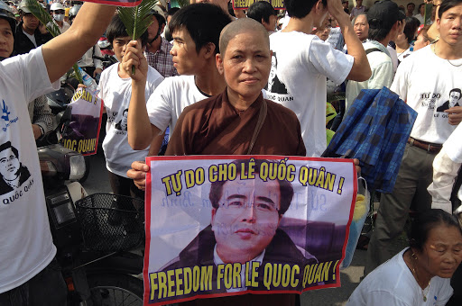 Vietnam jails Catholic lawyer and blogger