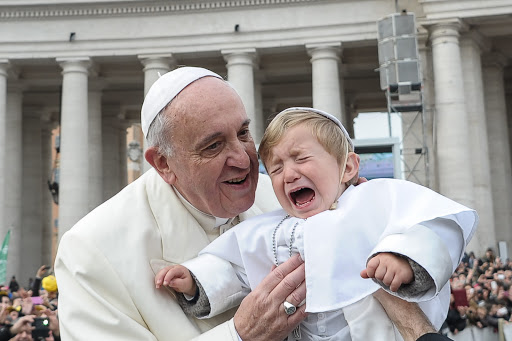 Pope Francis at audience kissing baby dressed as pope &#8211; en