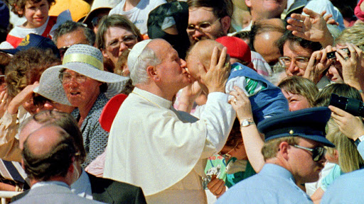 John Paul II and the children - en