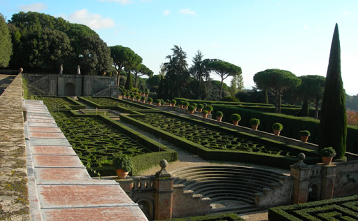 giardini di Castel Gandolfo &#8211; en