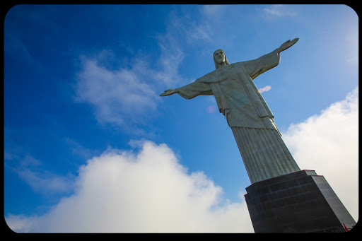 WEB Brazil Statue 001
