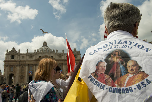 john paul ii john xxiii canonization shirt