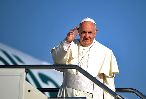 Pope Francis leaves for the Holy Land &#8211; en