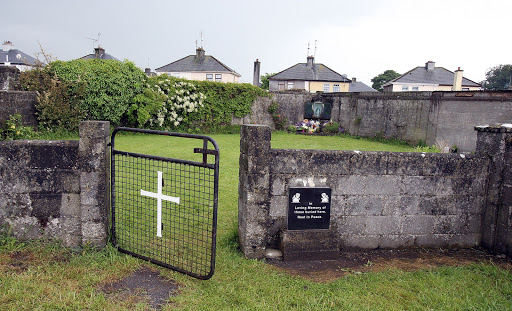 IRELAND, Tuam : memory of up to 800 children who were allegedly buried &#8211; en