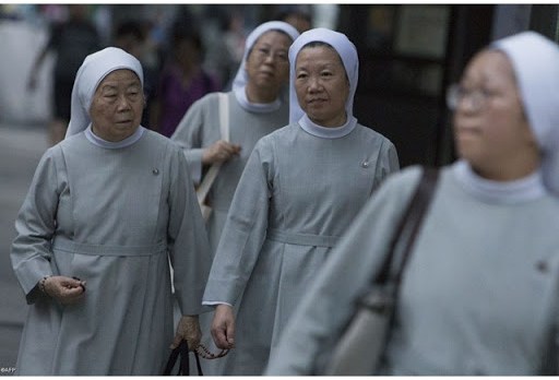Korean nuns waiting to see Pope Francis