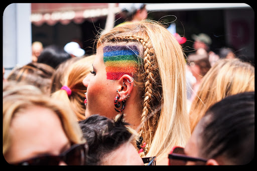 WEB-Rainbow-Hair-Dan-Zelazo