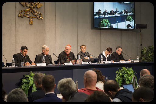 Press Conference &#8211; Synod of Bishops 16-10-2014 &#8211; 01 &#8211; Antoine Mekary