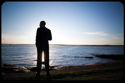 WEB-Obama-Shoreline-Sun-Pete-Souza-CC