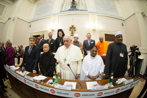 Pope Francis signed against human trafficking &#8211; en