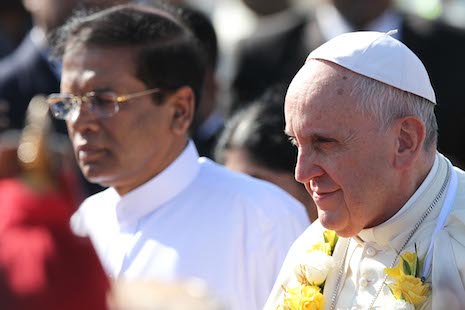 Pope Francis with Sri Lanka Pres. Mathripala Sirisena