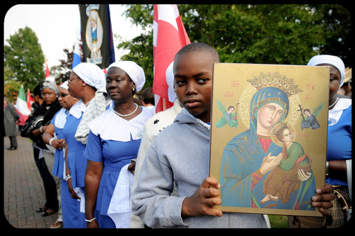 WEB-Blessed-Mary-Procession-Mazur-UK-Catholic-CC