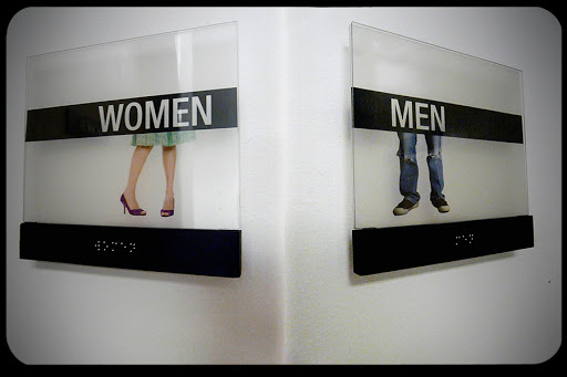 WEB-Man-Woman-Toilets-sheeshoo-CC