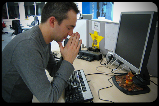 WEB-Prayer-Work-Man-Computer-Anirudh-Koul-CC