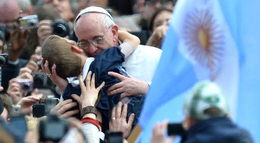 pope francis hugging- en