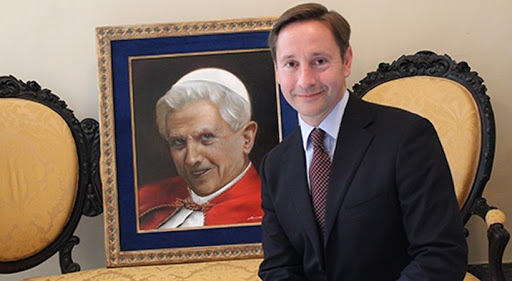 Artist&#8217;s faith grows through Benedict XVI portrait
