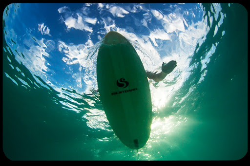 web-surfboard-underwater-sunova-surfboards-ncolas-risch-cc