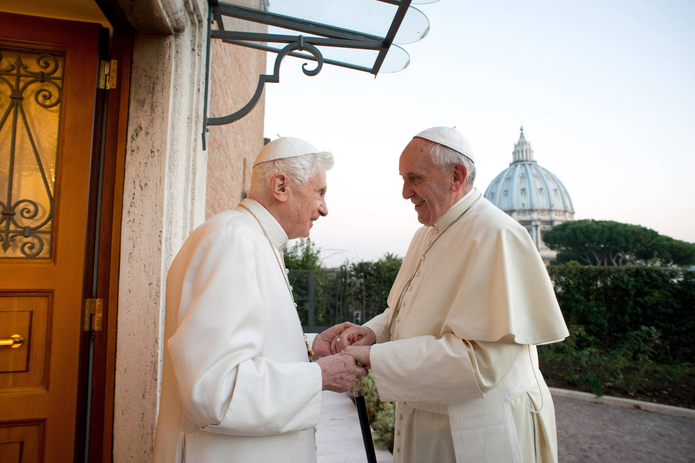 BLOG - DEACON GREG Retired Pope Benedict XVI greets Pope Francis at Mater Ecclesiae monastery at Vatican