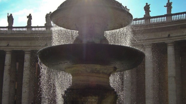 St._Peters_Square_Fountain