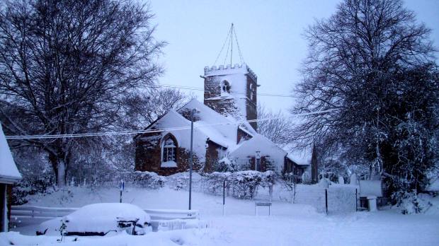 Church_in_snow_1