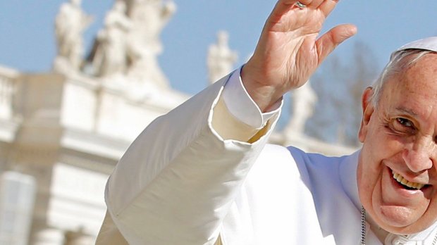 Francis waves as he leads the weekly audience in Saint Peter&#8217;s Square at the Vatican