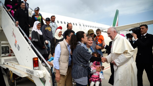 GREECE-VATICAN-POPE-VISIT-LESBOS-IMMIGRATION