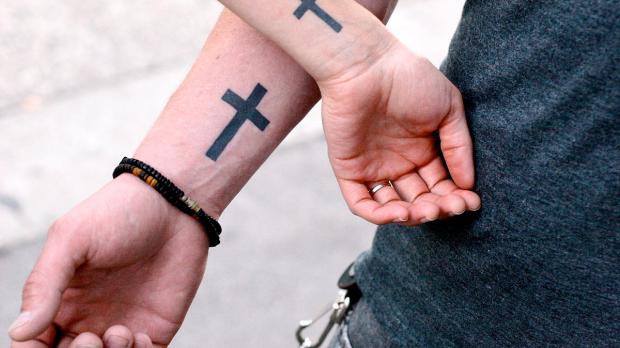 web-christian-tattoo-poll-kriskrug-cc