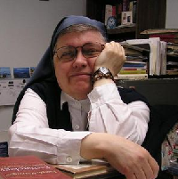 web-nuns-sister-lea-twitter