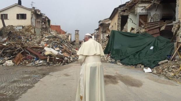 pope-francis-in-amatrice