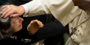 Pope discourages “overzealous treatment” while affirming that euthanasia is always wrong