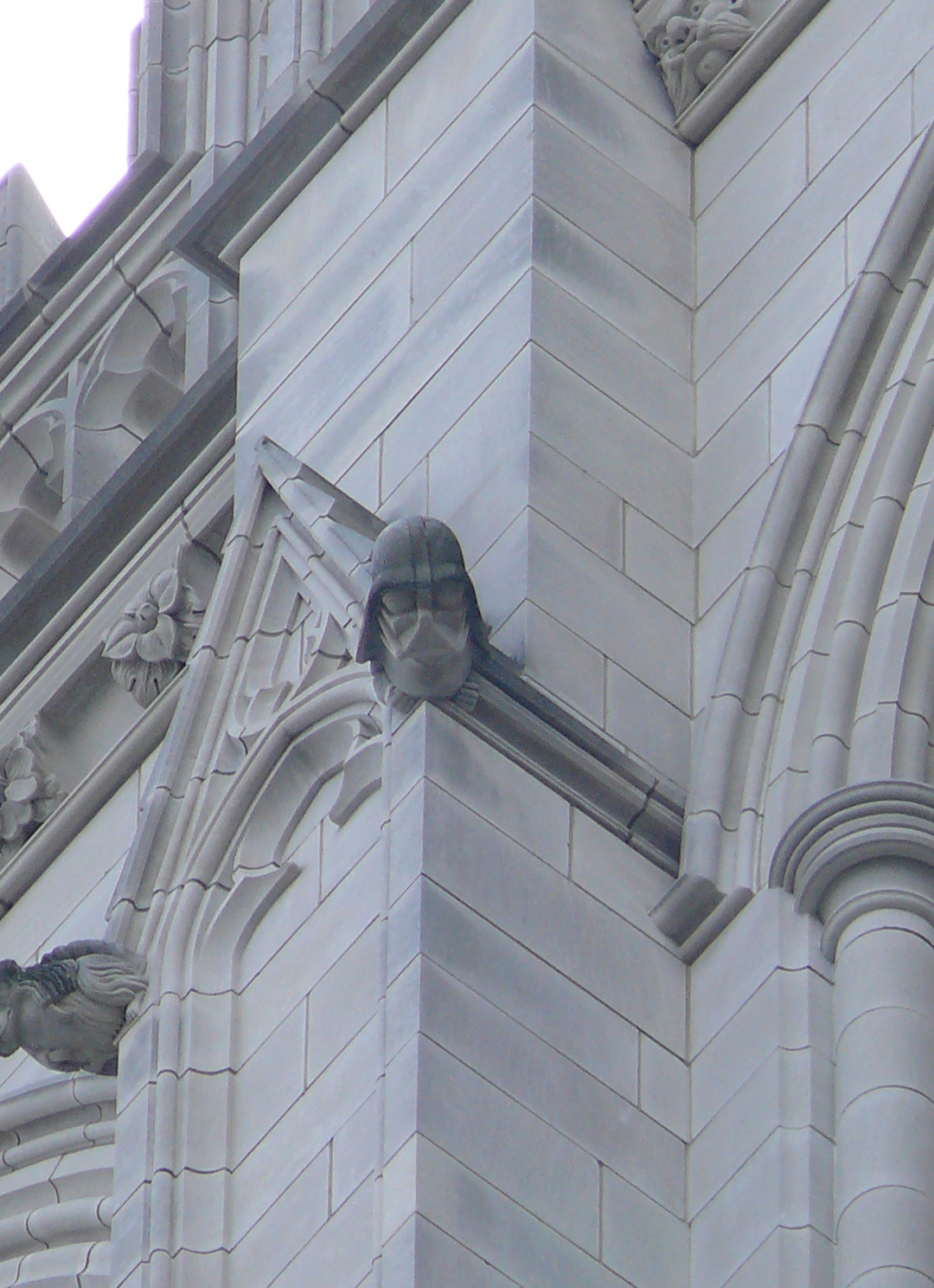 It should not be that surprising that in a contemporary cathedral we find, among the gargoyles, what may be one of the better known representations of evil of our times: Darth Vader, the former Jedi who decided to surrender to the dark side. Pic by Cyraxote. 