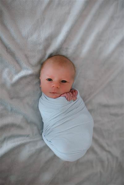 web-newborn-photos-lindsey-brown-photography-02