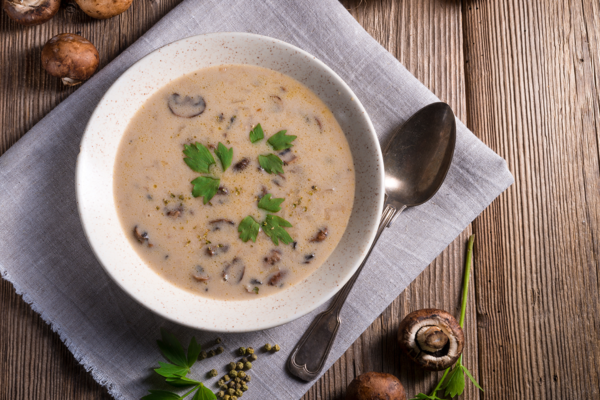 web-mushroom-soup-shutterstock_278929142