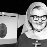 Mother Angelica describes her vision of the Divine Child Jesus