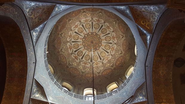 etchmiadzin_cathedral_dome_interior