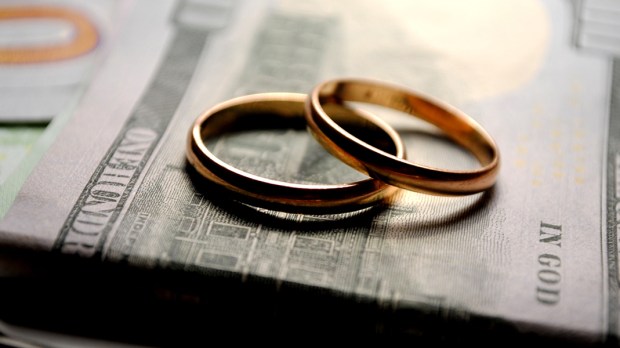 WEB3-MONEY-TAX-MARRIAGE-WEDDING-shutterstock_567274903-Shutterstock
