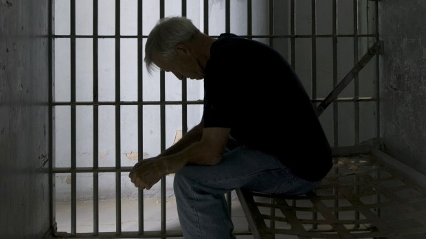 WEN PRISONER PRISON WAITING © Lou Oates-Shutterstock
