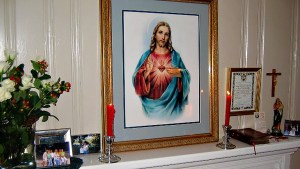 ENTHRONEMENT,SACRED HEART OF JESUS