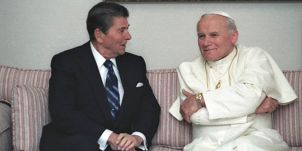 POPE JOHN PAUL II AND PRESIDENT RONALD REAGAN