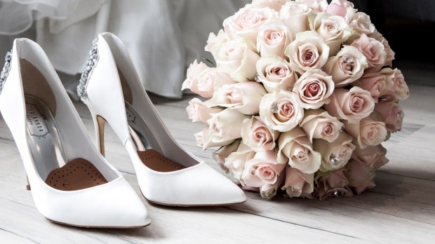 web3-shoes-flowers-wedding-marriage-pexels-cc0