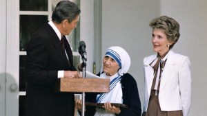 MOTHER TERESA,PRESIDENT REAGAN