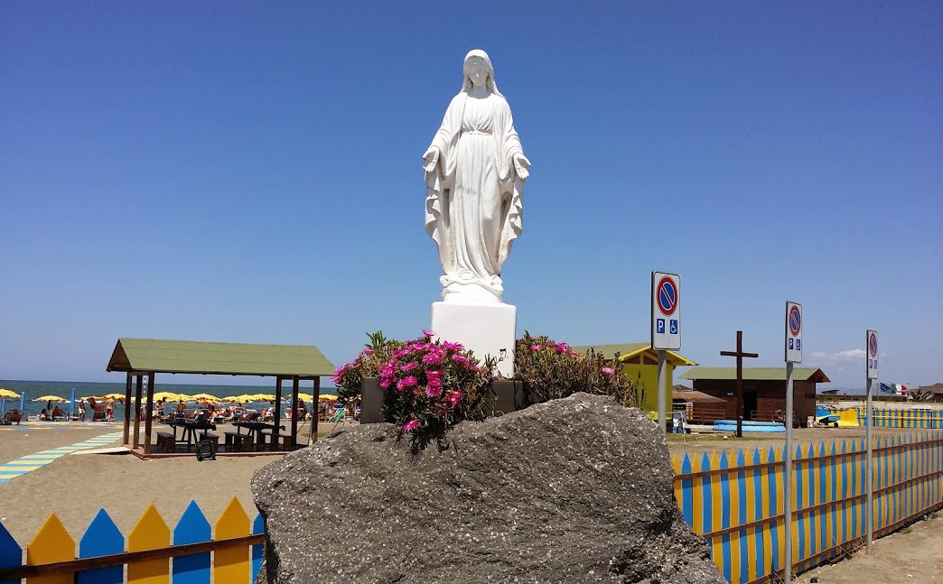 Madonnina, la playa