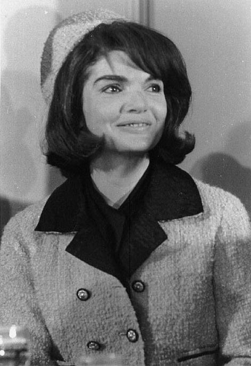 JACKIE KENNEDY-US-jacqueline-kennedy-402038_Pixabay-PD