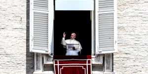 Pope quiz: Which Holy Father started the Sunday Angelus?