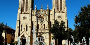 The oldest functioning cathedral in the United States