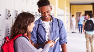 STUDENTS IN HALLWAY