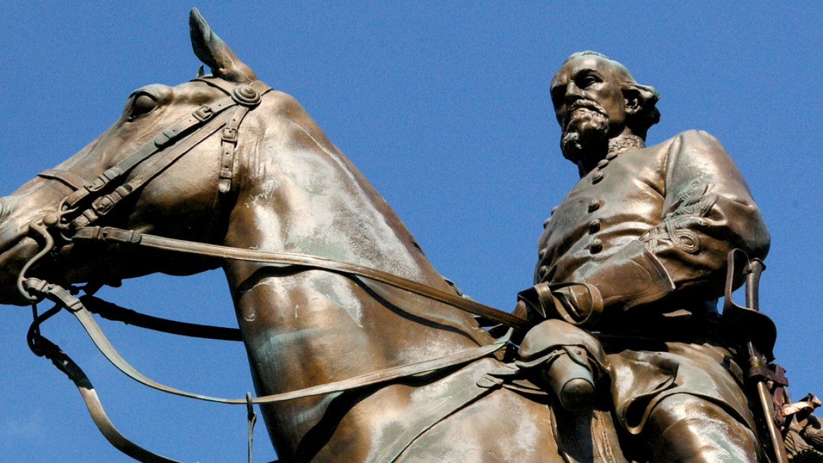 CONFEDERATE STATUE