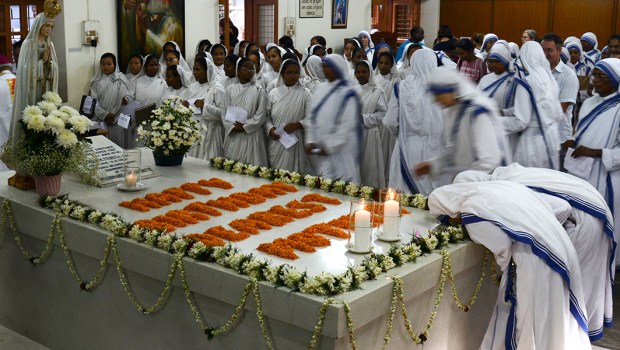 MOTHER TERESA,BIRTHDAY
