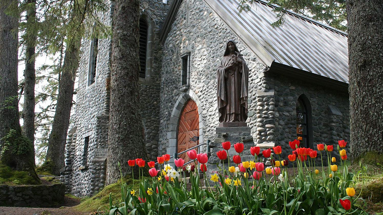 THE SHRINE OF SAINT THERESE OF LISIEUX