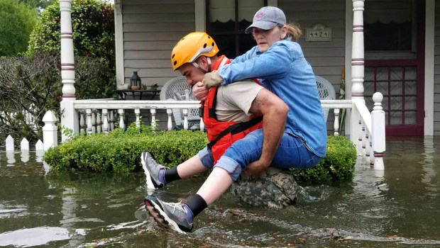 HURRICANE,RESCUE