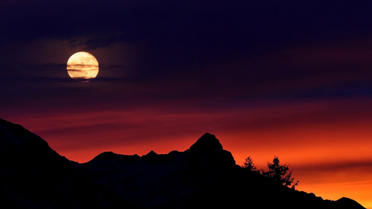 MOUNTAINS,MOON,SUNSET